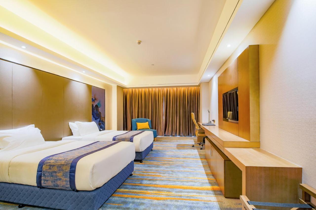 Tomorrow West Hotel Thẩm Quyến Ngoại thất bức ảnh